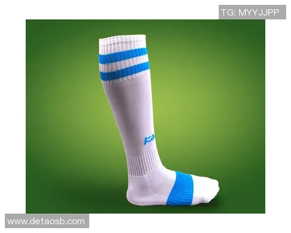 狂神足球厂家引领足球装备新潮流助力运动爱好者实现梦想